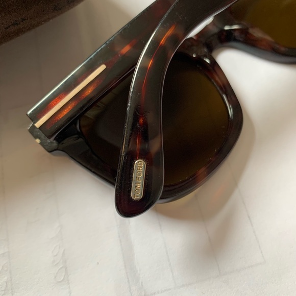 Tom Ford Campbell Sunglasses - Picture 8 of 8